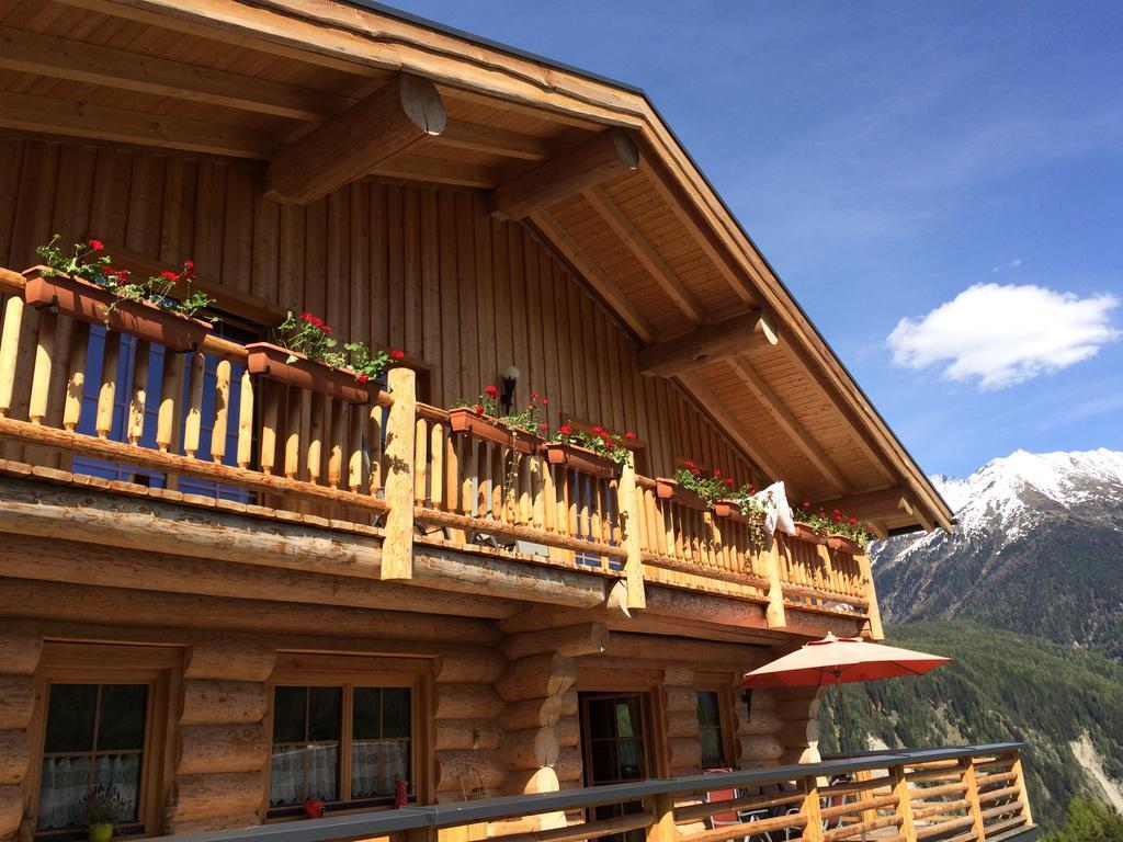 Appartement Holzberghof à Umhausen Extérieur photo